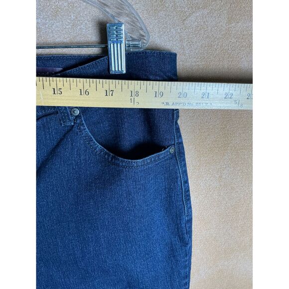 Gloria Vanderbilt Amanda Jeans Womens 18W Dark Wash Denim Straight Leg Pants - Picture 5 of 8